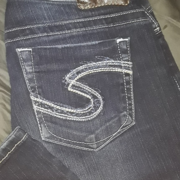 Silvers  tuesday - Picture 2 of 6